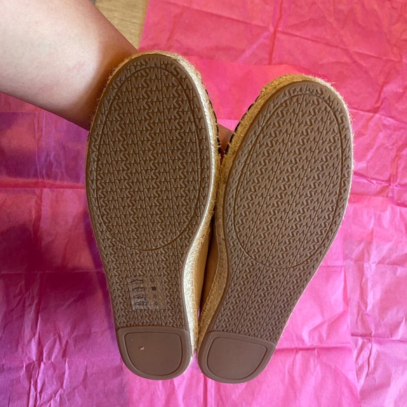 Michael Kors Kendrick slip on espadrilles. - Picture 5 of 12